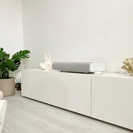 White Apartment *