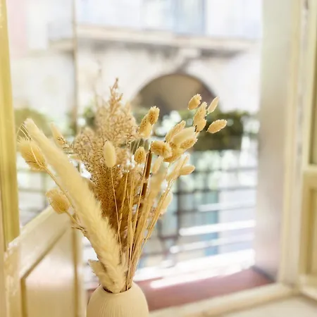 Apartment White *
